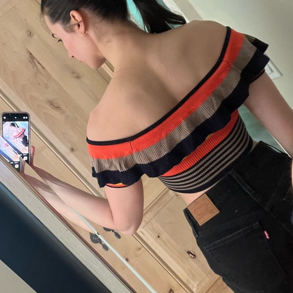 Knit Off the Shoulder Crop Top - Picture 5 of 6